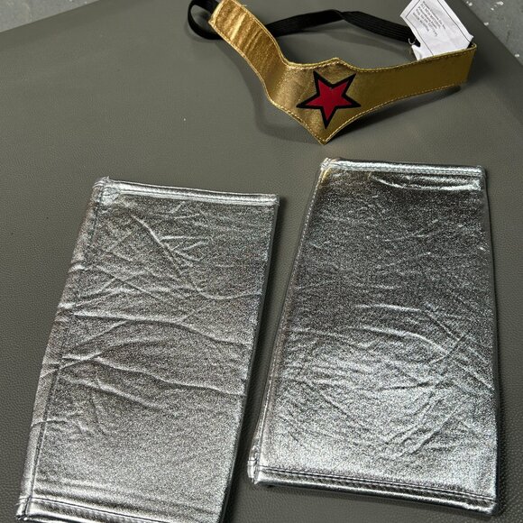 Rubie’s Secret Wishes Wonder Woman Costume - Medium - Picture 7 of 13